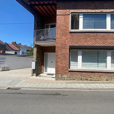 1-E Superbe Appartement Lumineux Charleroi Eksteriør billede